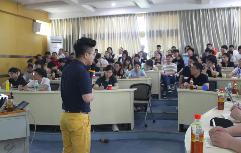 1565056492540651.jpg 3.jpg